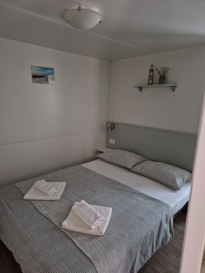 Mobile Homes 'Jakov', Camp Soline Biograd Na Moru Bagian luar foto